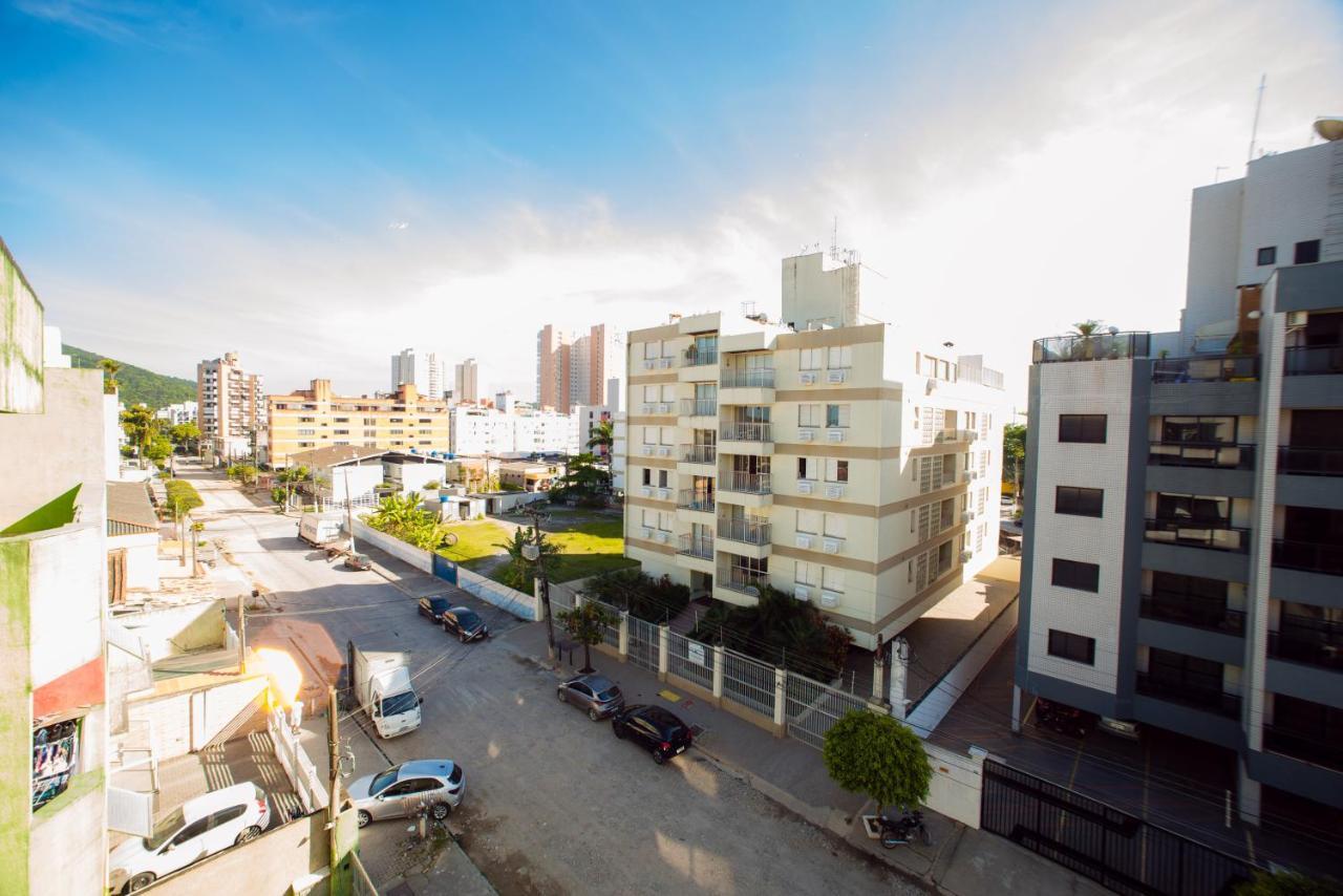Cobertura Duplex Com Churrasqueira グァルジャー エクステリア 写真